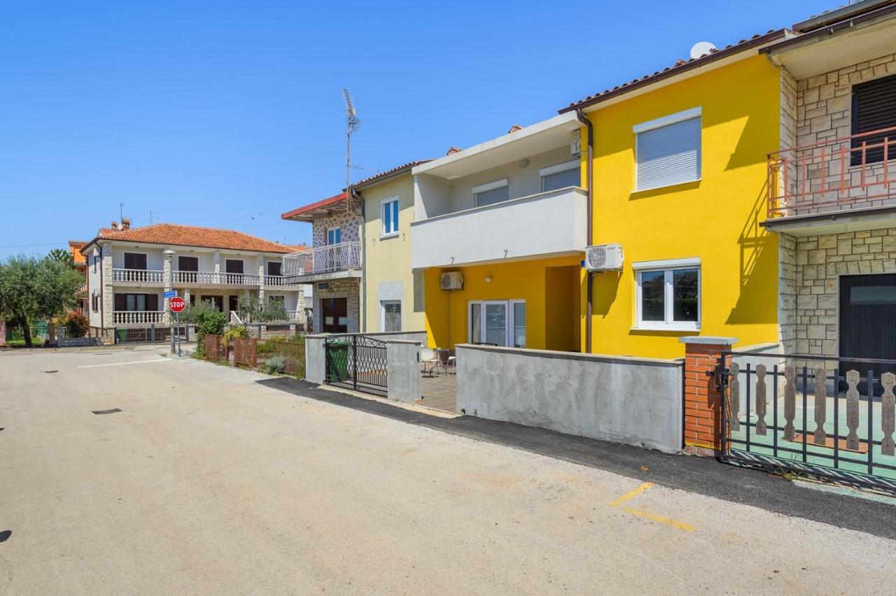 House With Apartments Mila อูมัค ภายนอก รูปภาพ